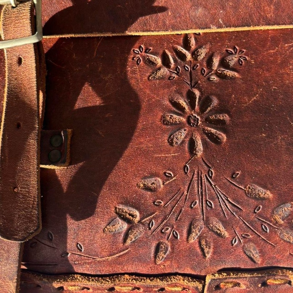 SOLD - REAL brown leather vintage bag - Picture 4 of 5